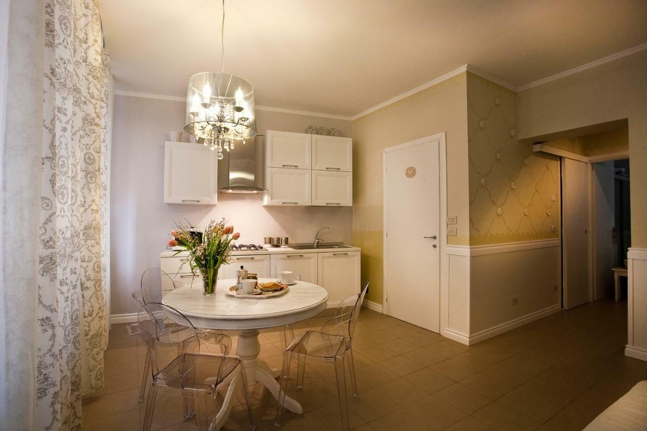 Casa Di Charme "Rosa-Rosae" Apartment Verona Exterior photo