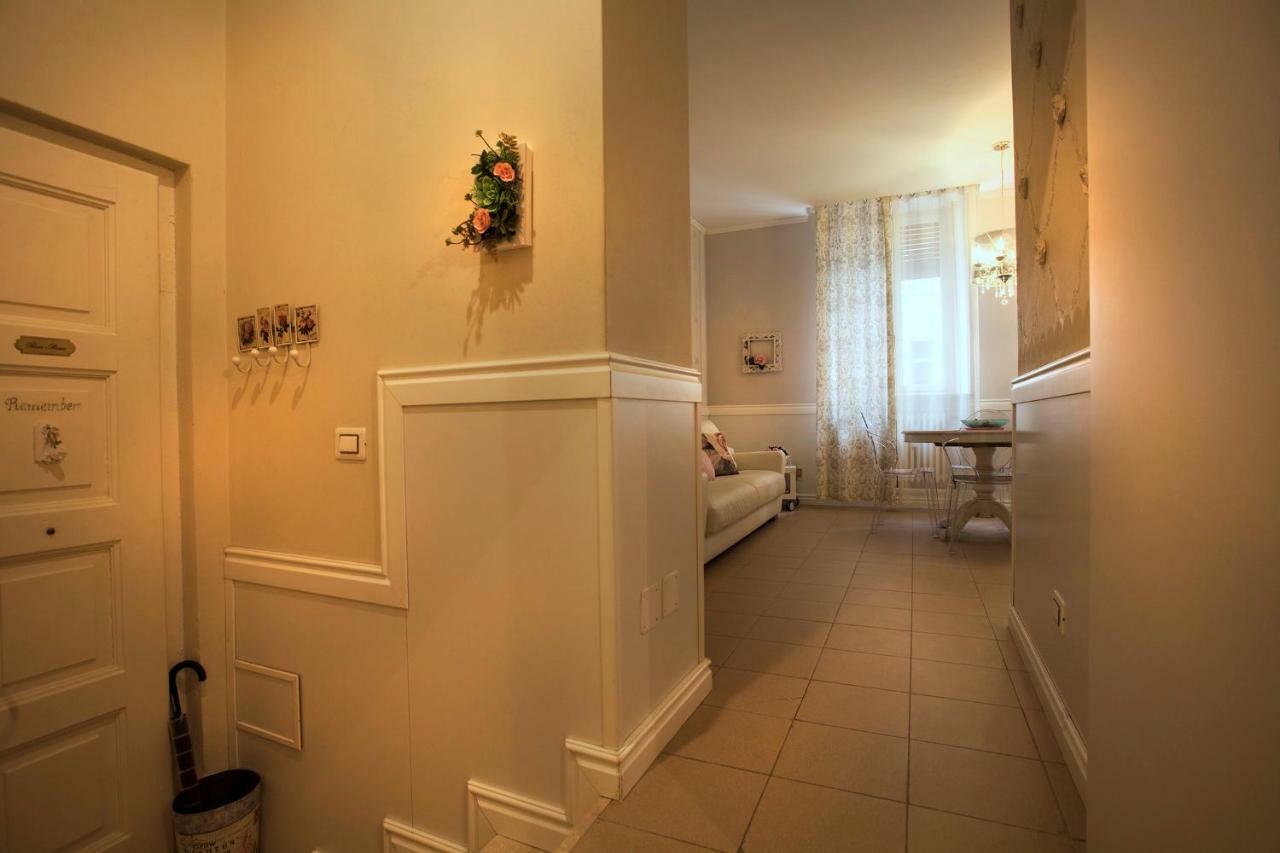 Casa Di Charme "Rosa-Rosae" Apartment Verona Exterior photo