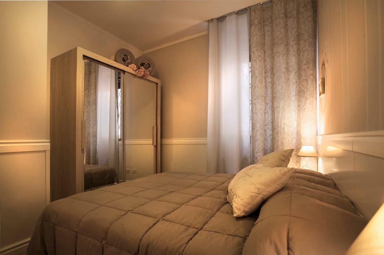 Casa Di Charme "Rosa-Rosae" Apartment Verona Exterior photo